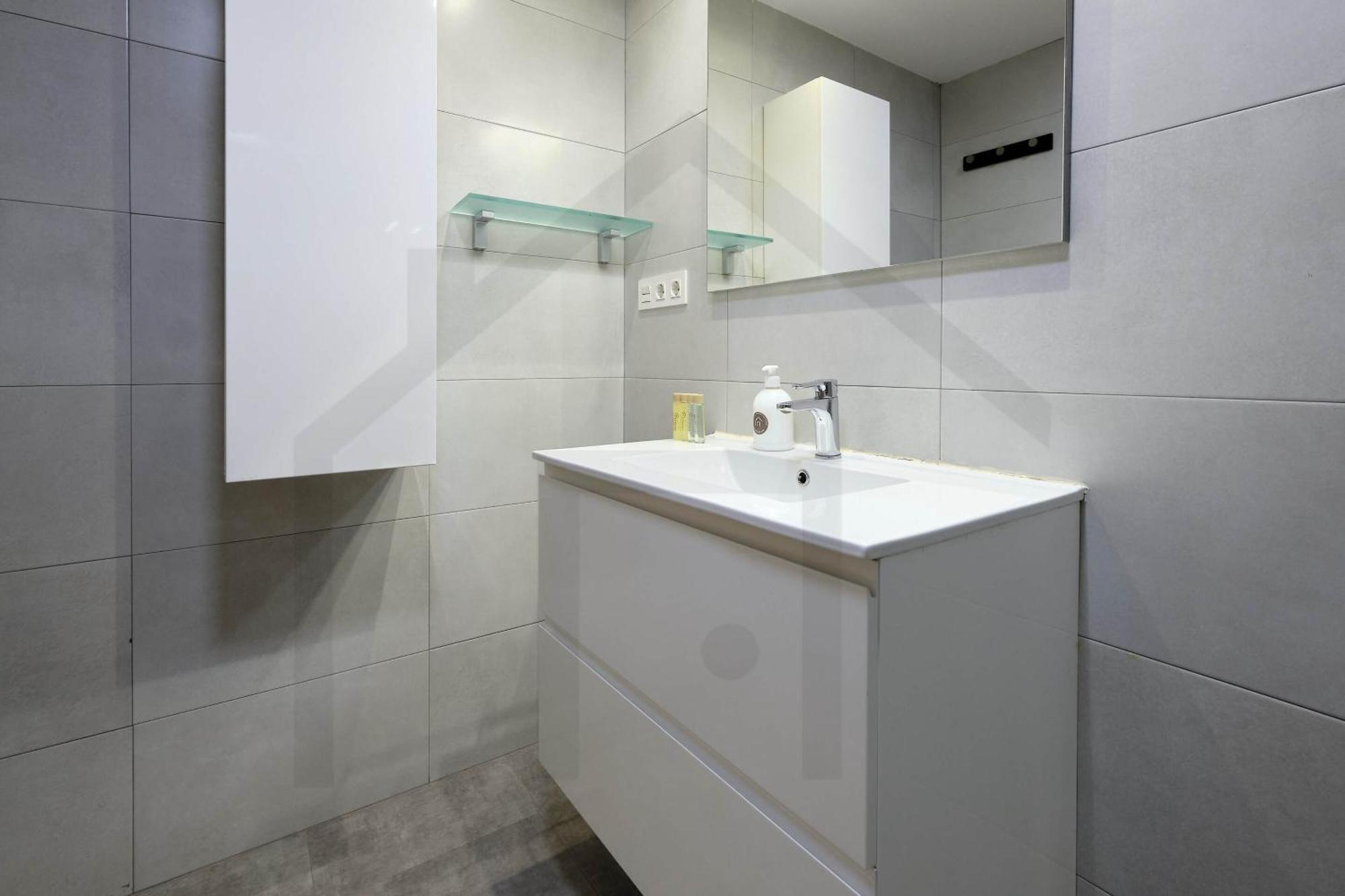 Campoamor Centro - Coqueto Con Wifi. Apartment