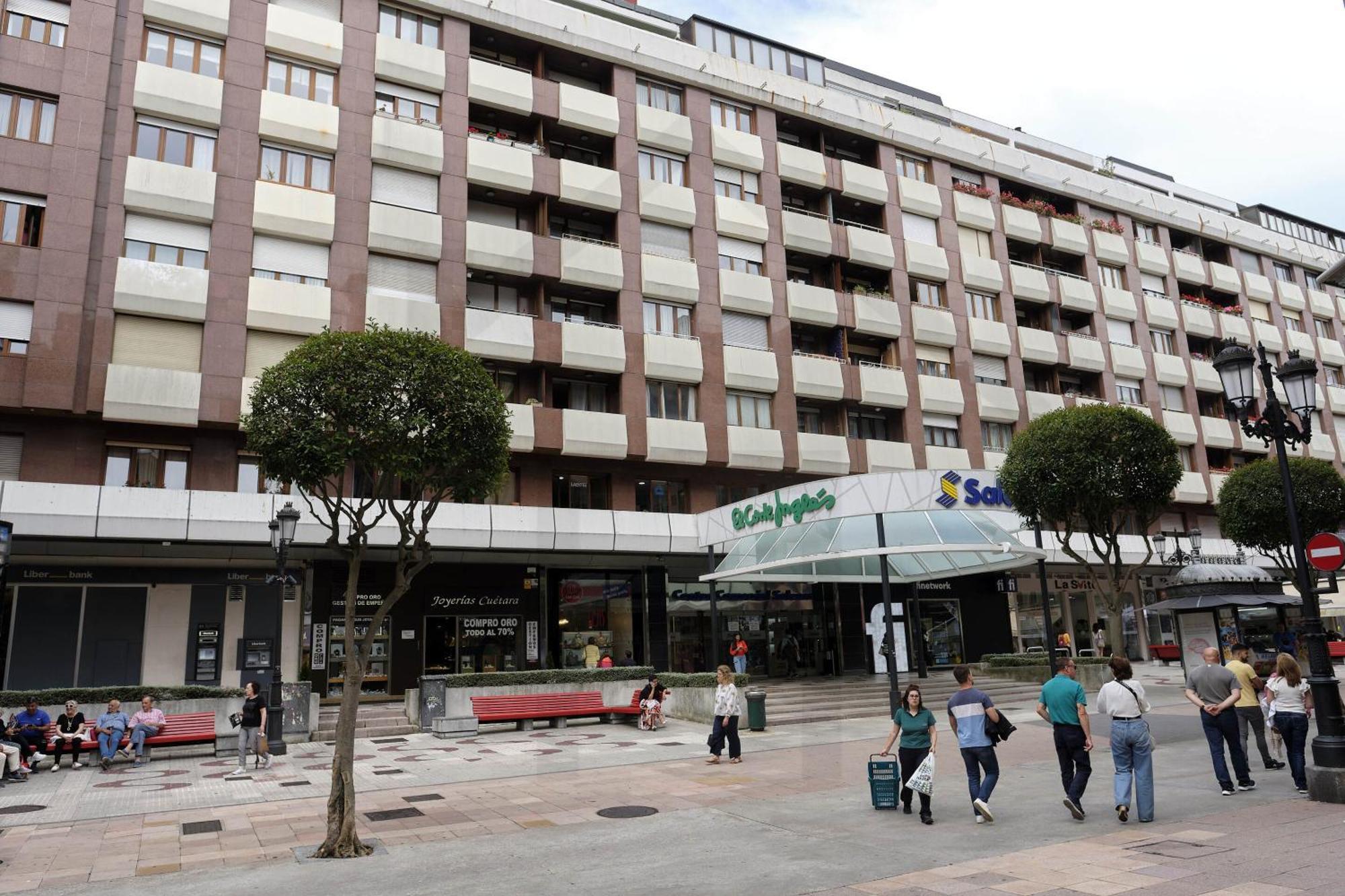 Campoamor Centro - Coqueto Con Wifi. *